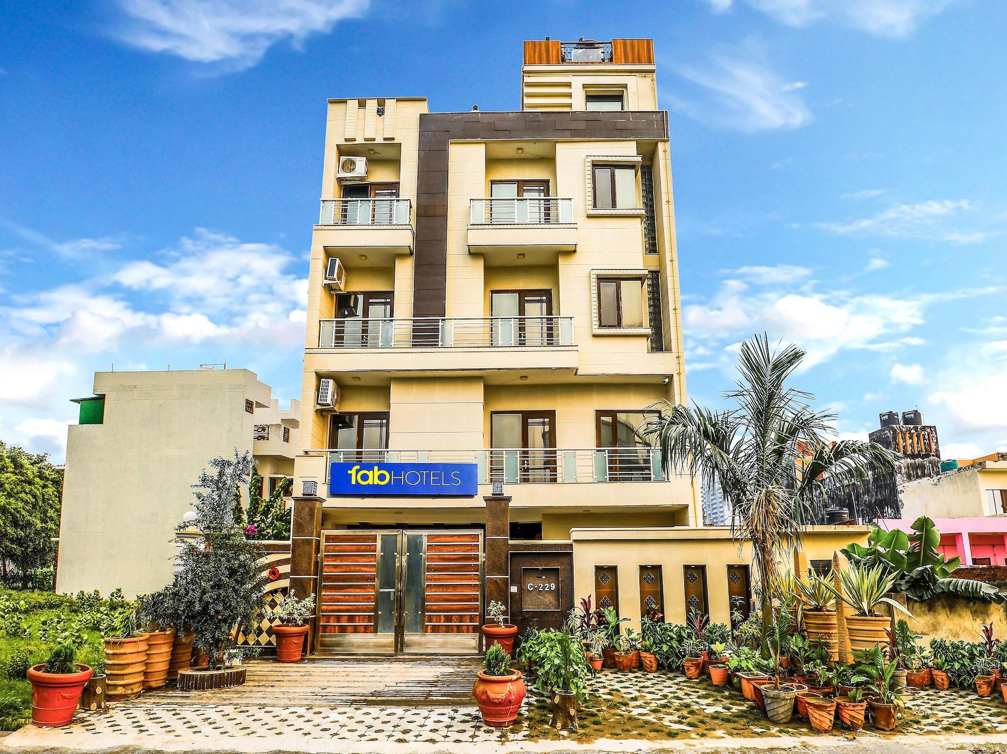 Itsy Hotels Hamlets Stay Noida Eksteriør billede