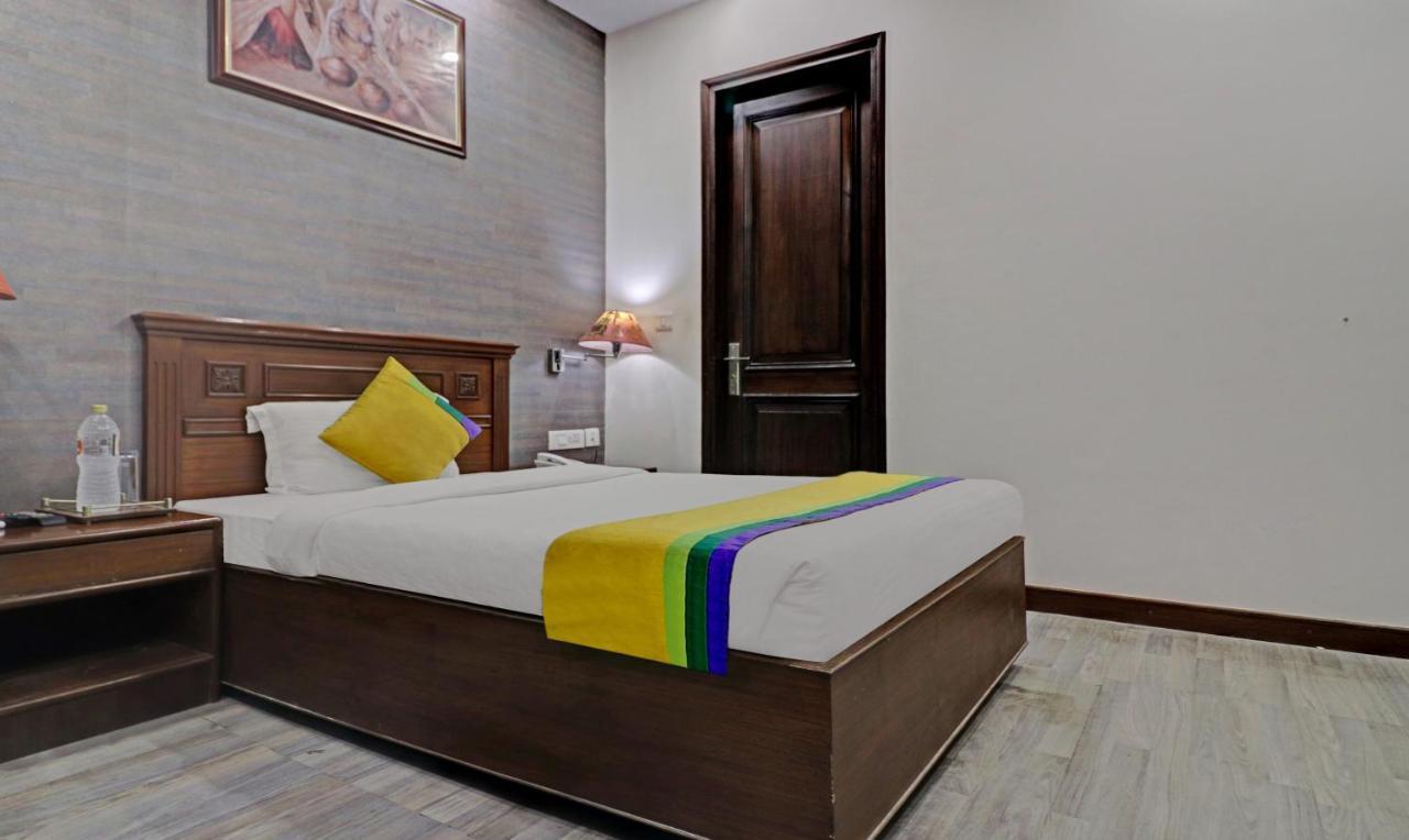 Itsy Hotels Hamlets Stay Noida Eksteriør billede