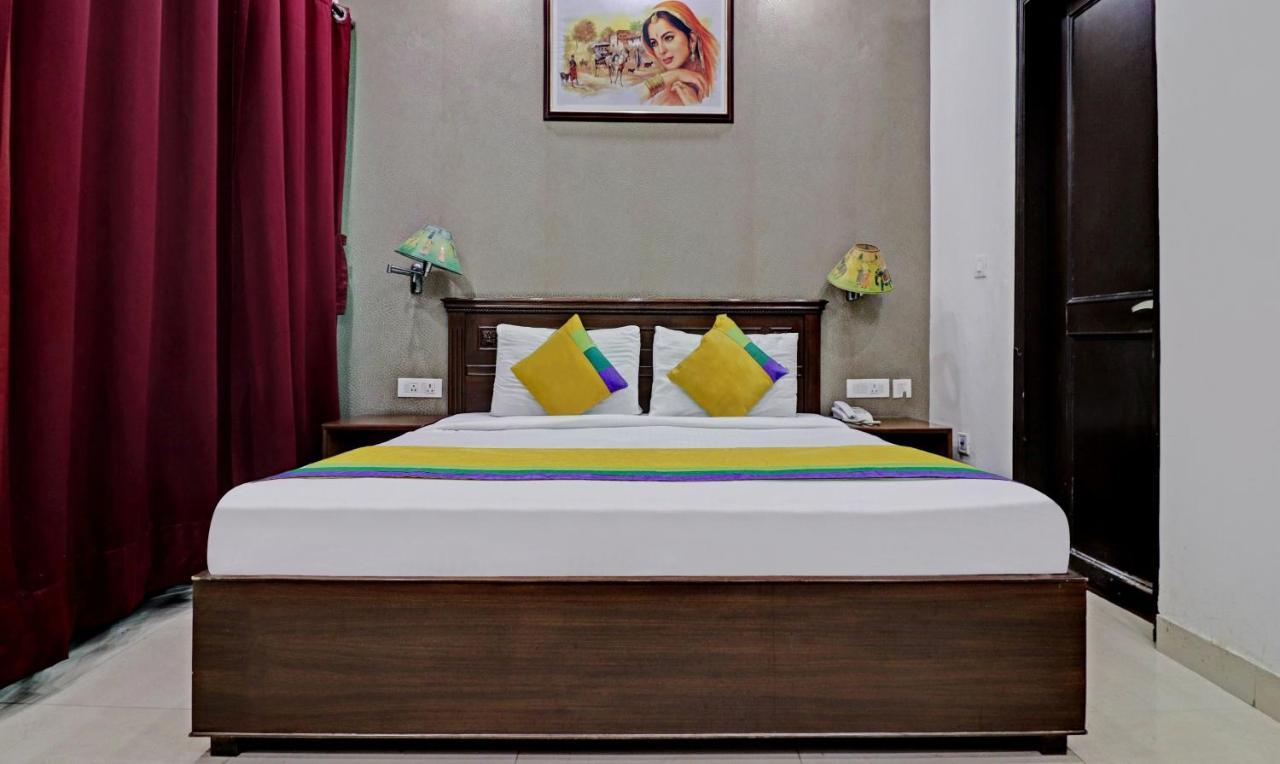 Itsy Hotels Hamlets Stay Noida Eksteriør billede